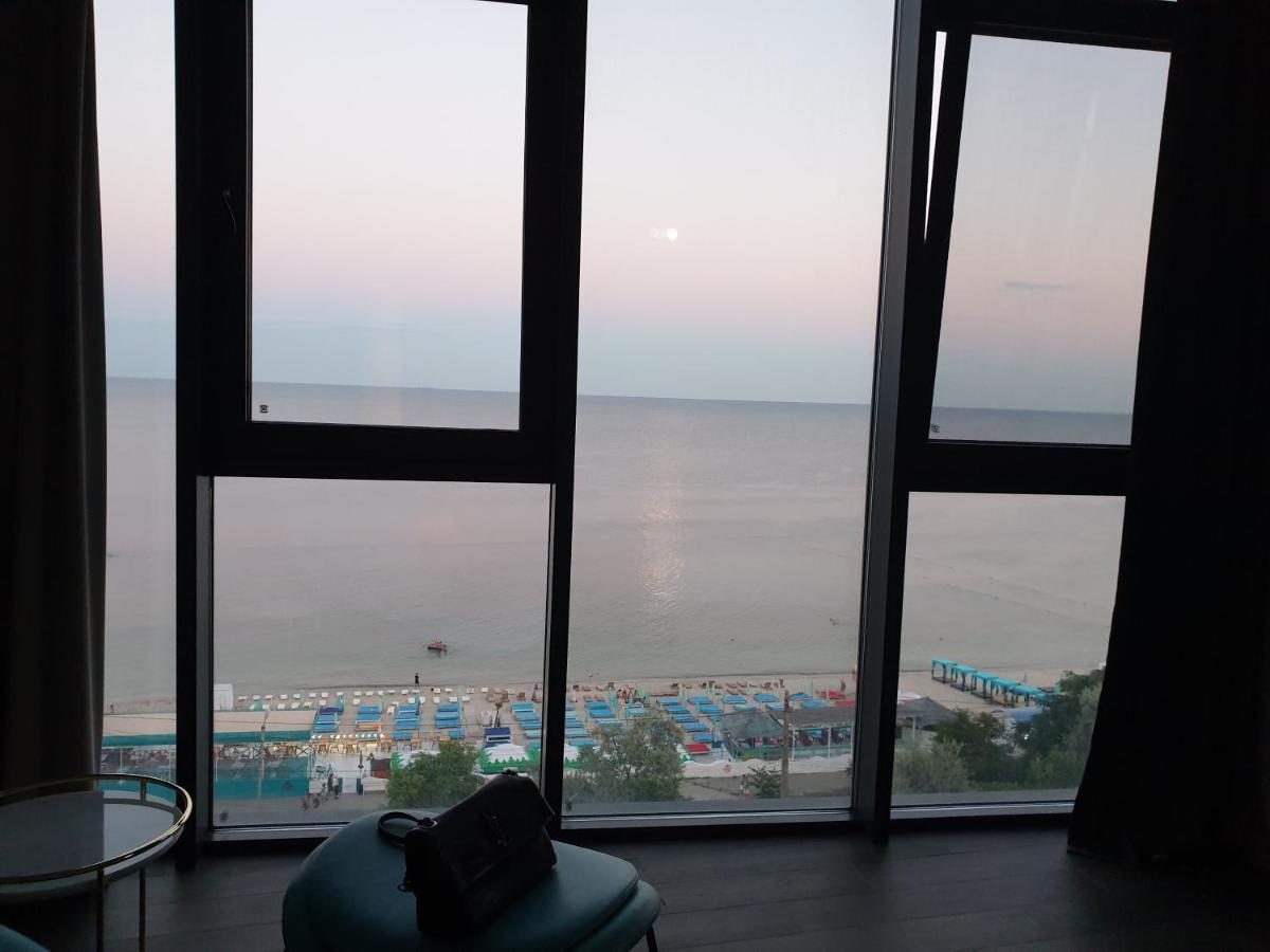 PREMIUM Seaview Apartment 50 meters from the beach Роскошные апартаменты с прямым видом на море в 50 метрах от пляжа CF Odessa Екстер'єр фото