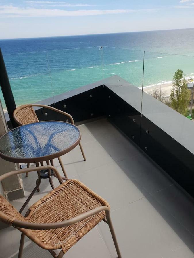 PREMIUM Seaview Apartment 50 meters from the beach Роскошные апартаменты с прямым видом на море в 50 метрах от пляжа CF Odessa Екстер'єр фото